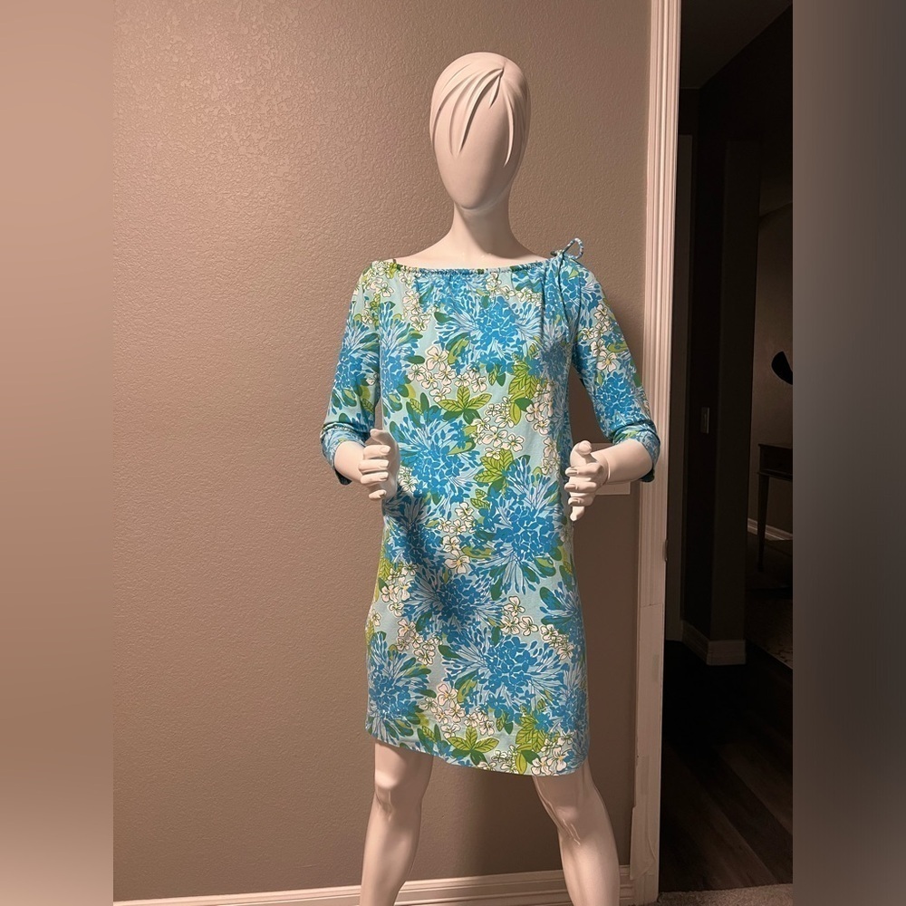 Lilly Pulitzer Off Shoulder Dress Green/ Blue color size S